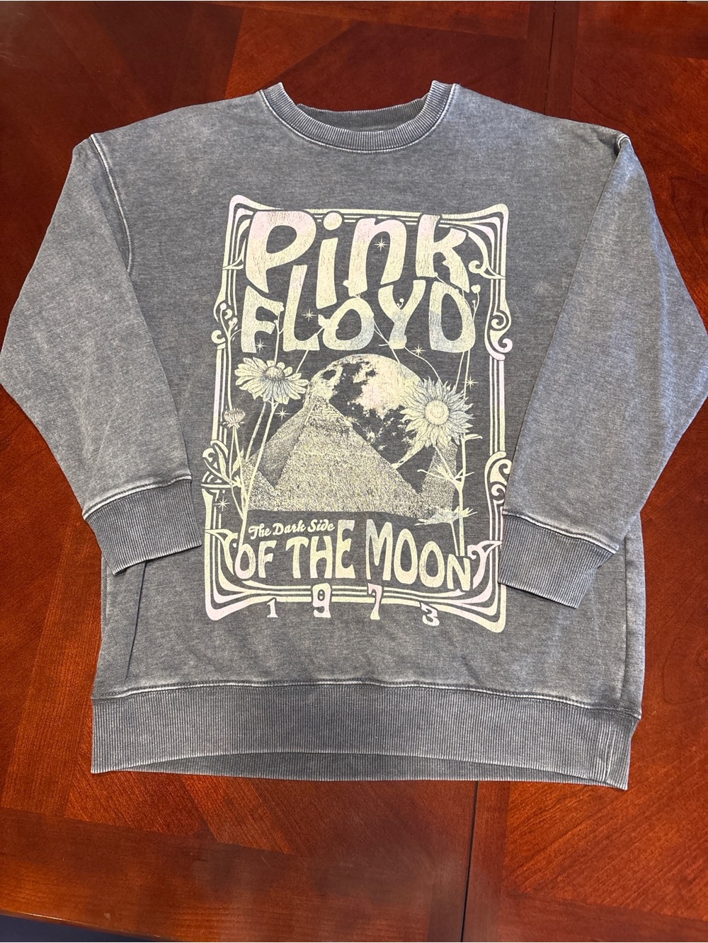 Pink Floyd Vintage-Style Gray Graphic Crewneck Sweatshirt